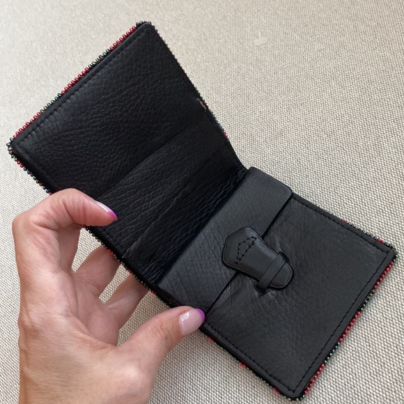 Beaded wallet - Picture 2 of 5